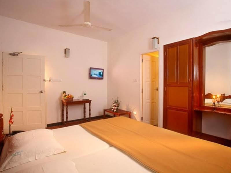 מלון Kochi Napier House מראה חיצוני תמונה